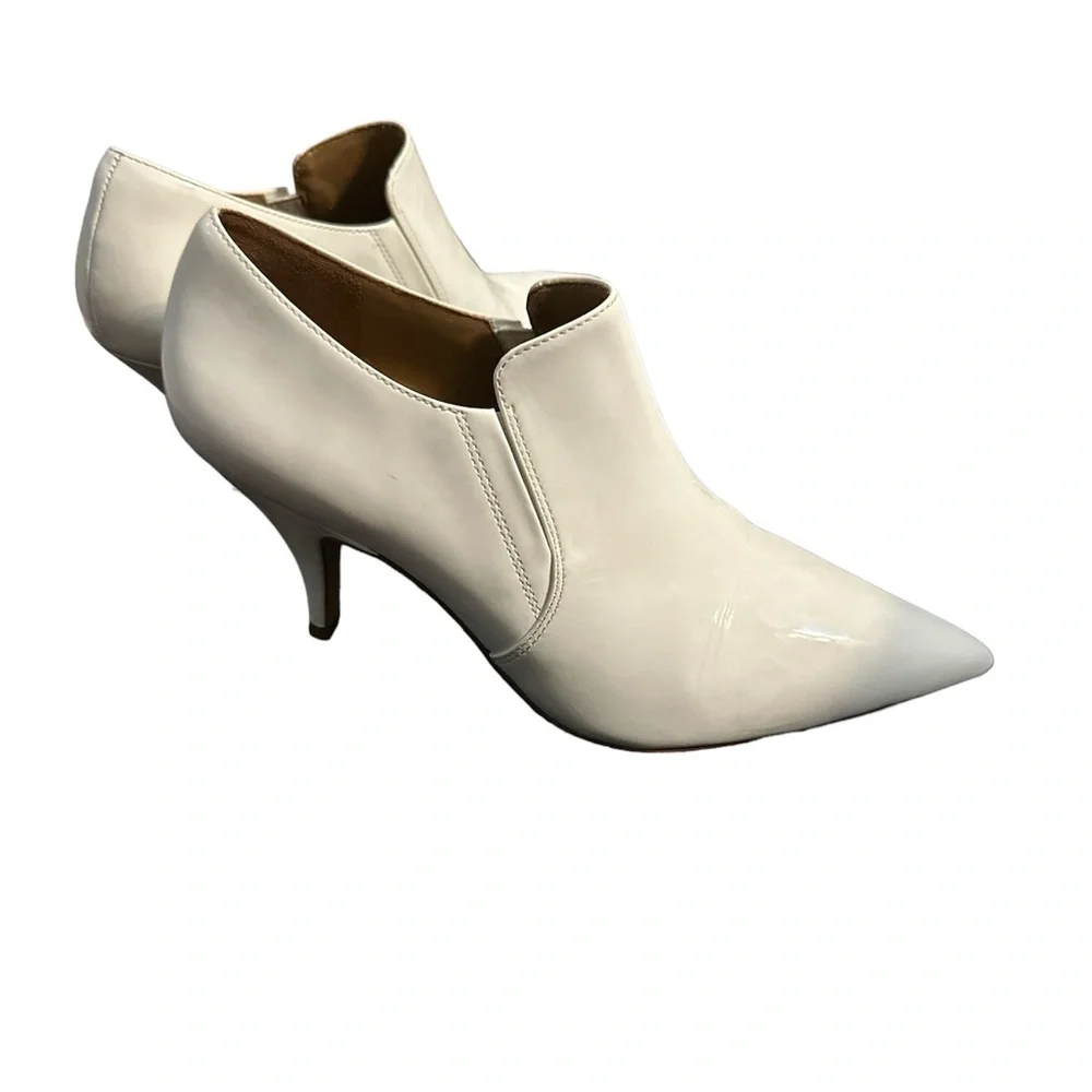 Tory Burch super cute ivory heel booties - Picture 2 of 7